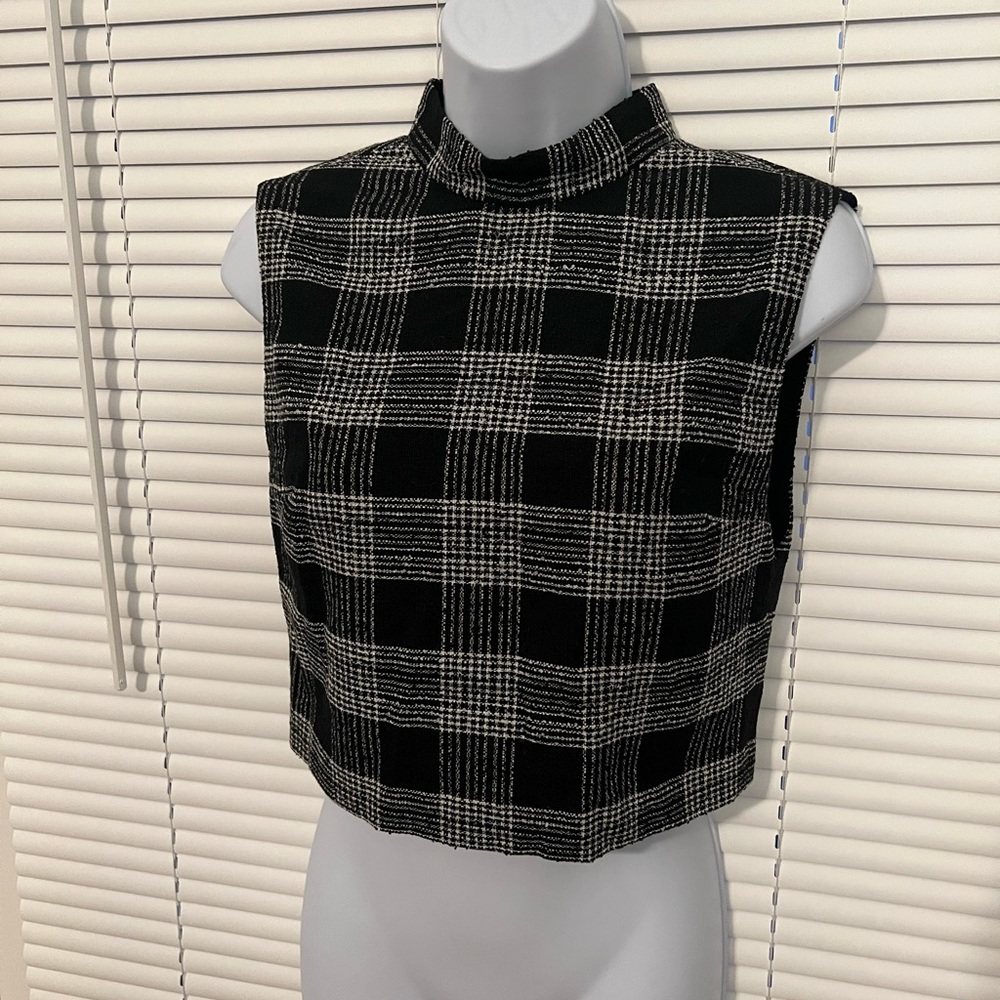 Alice & Olivia Black White Tweed Plaid Size 4 Crop Sleeveless Blouse